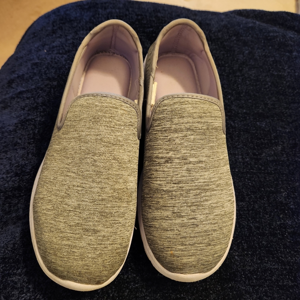 Mens shoes